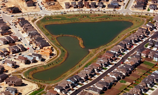 Storm water reservoir, водохранилище ливневых вод - геомембрана Firestone GeoGard EPDM для искусственных водоемов