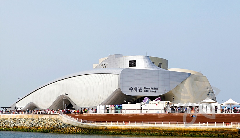 Exhibition Theme Pavillion, Yeosu, Южная Корея - мембрана Firestone UltraPly TPO полностью приклеенная система