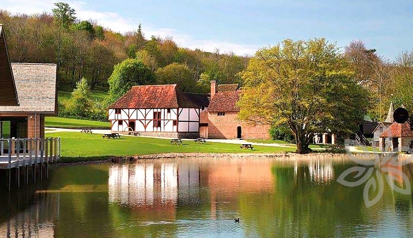 Искусственный водоем, Chichester, Англия - мембрана Firestone PondGard EPDM